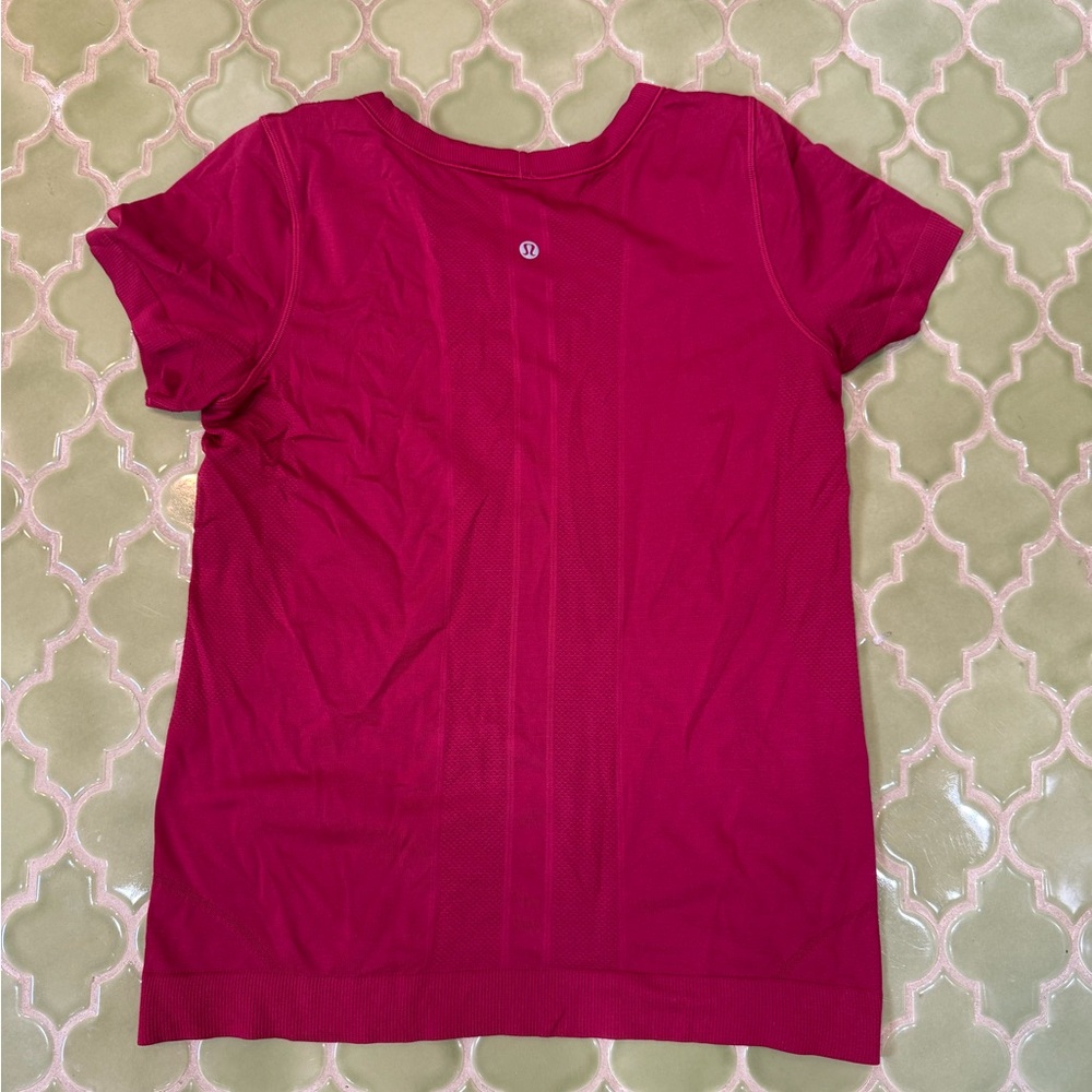 Women's Red Lululemon top